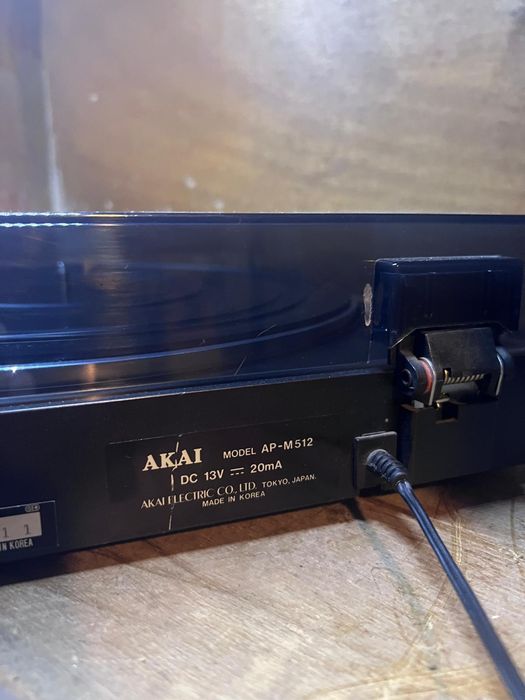 Giradiscos Akai AP-M512