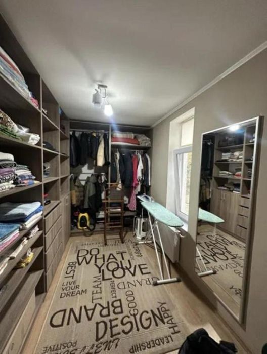 Продаю будинок у с. Нерубайське (215-617)