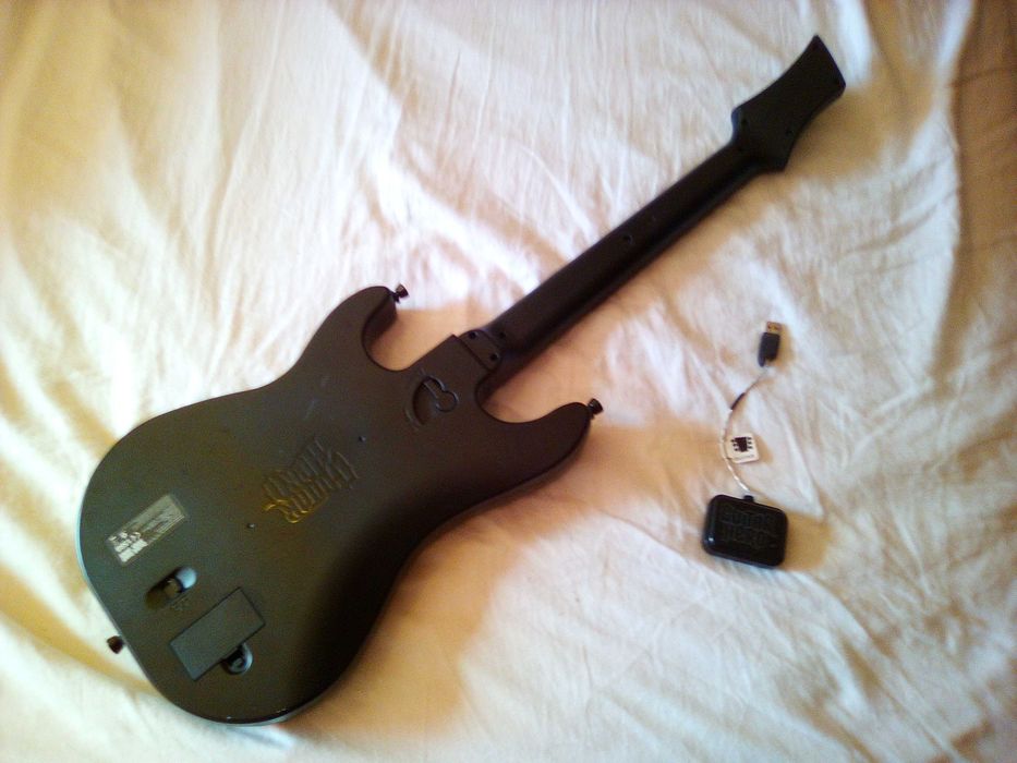 Guitarra PS3 Guitar Hero 5 Playstation 3 com dongle