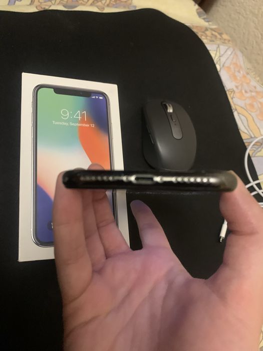 Iphone X 64 GB 9/10 Технiчно ідеал