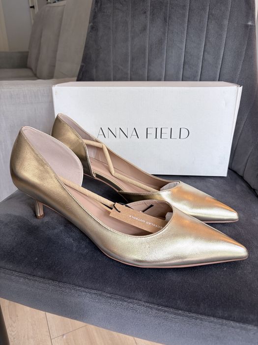 Zlote szpilki na kaczuszce czólenka niskie Anna Field 45 eleganckie zlote