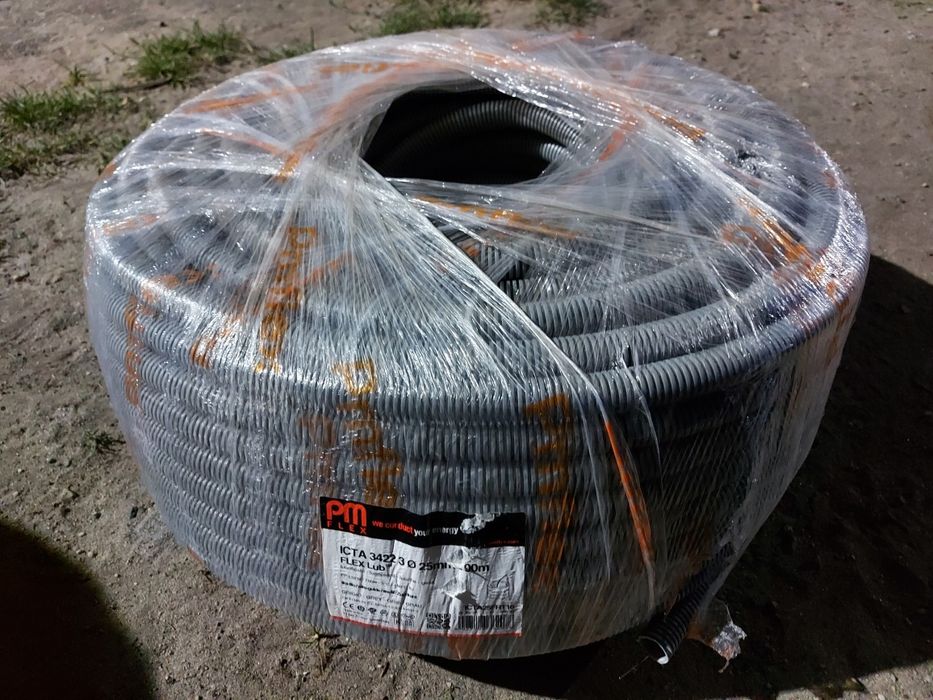 Sprzedam peszel PVC 750N fi25 bardzo dobrej jakośći