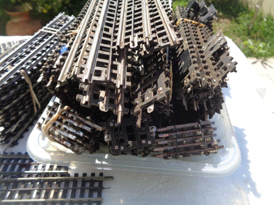 1:87 TRIX Bricolar 134 vias com carril central pista comboio + 4 locomotivas