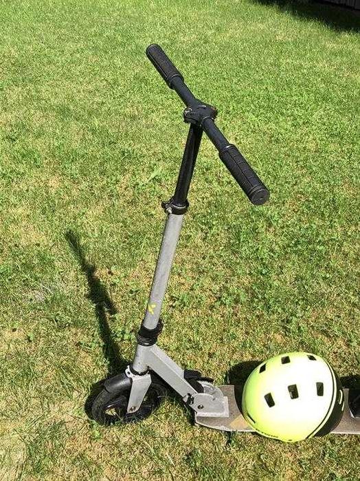 Hulajnoga nożna + kask