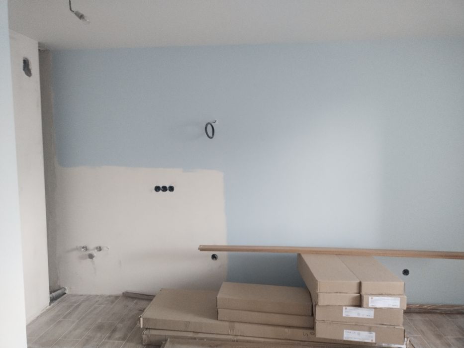 Мастер по внутренним работам.