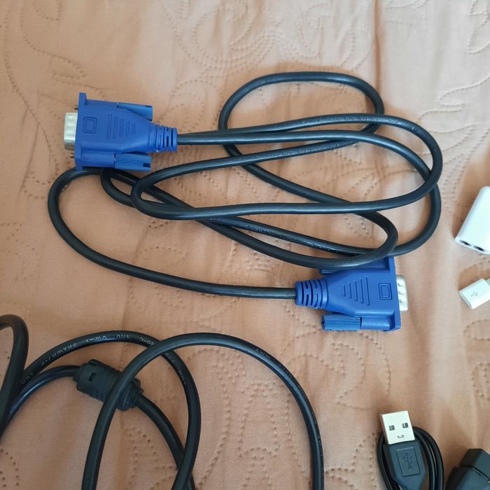 Провода USB, AWM, переходники, доя зарядки: 10 грн. - Кабелі, адаптери ...