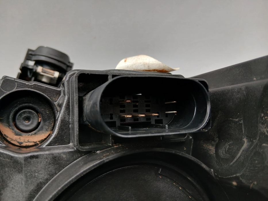 Ótica / farol direita MERCEDES-BENZ Classe C Carrinha (S206)