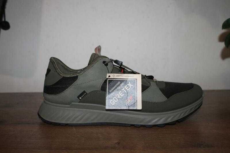 Оригінальні кросівки Ecco Exostride Gore-tex 46 розмір