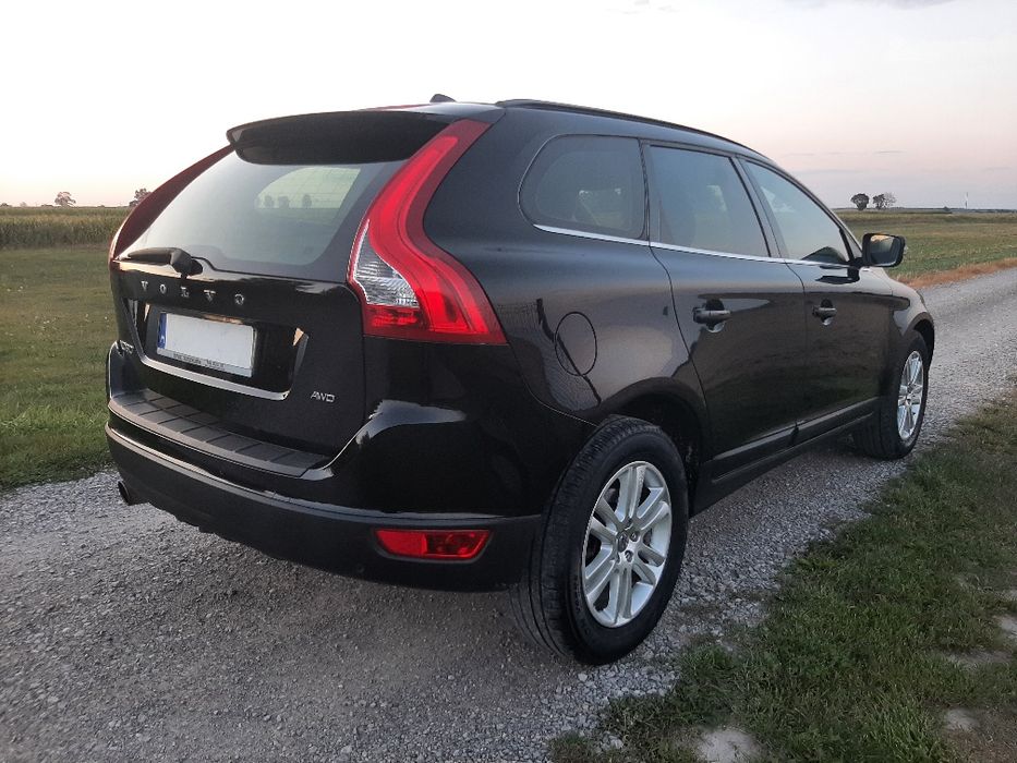 Volvo xc60 2.4d 163konie 4x4 orginalny przebieg dobry stan