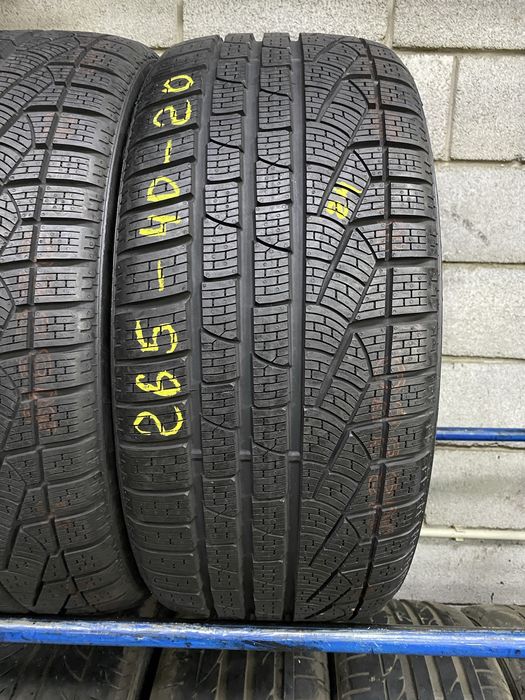 Зимові шини 265/40 R20 (104V) PIRELLI