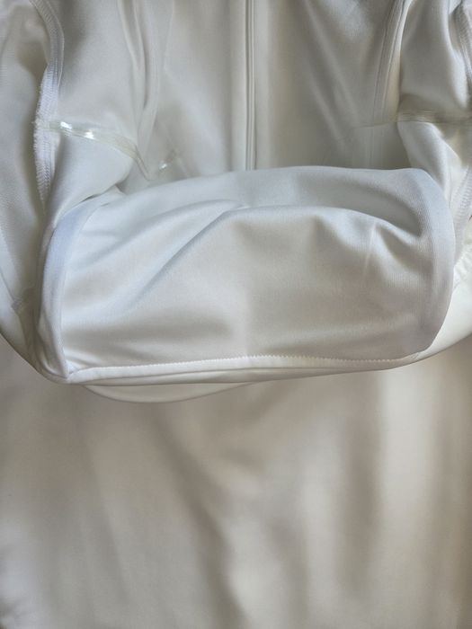 Piękna, elegancka suknia ślubna z trenem XL