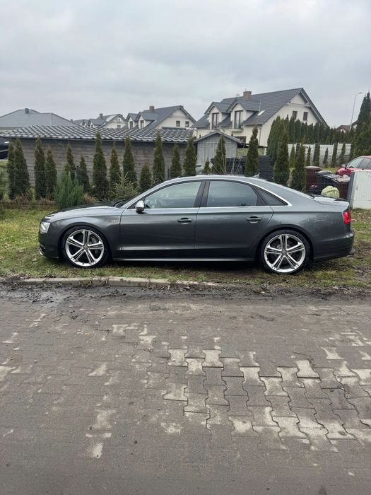 Audi S8 Audi S8 A8 D4 (w całości na części)