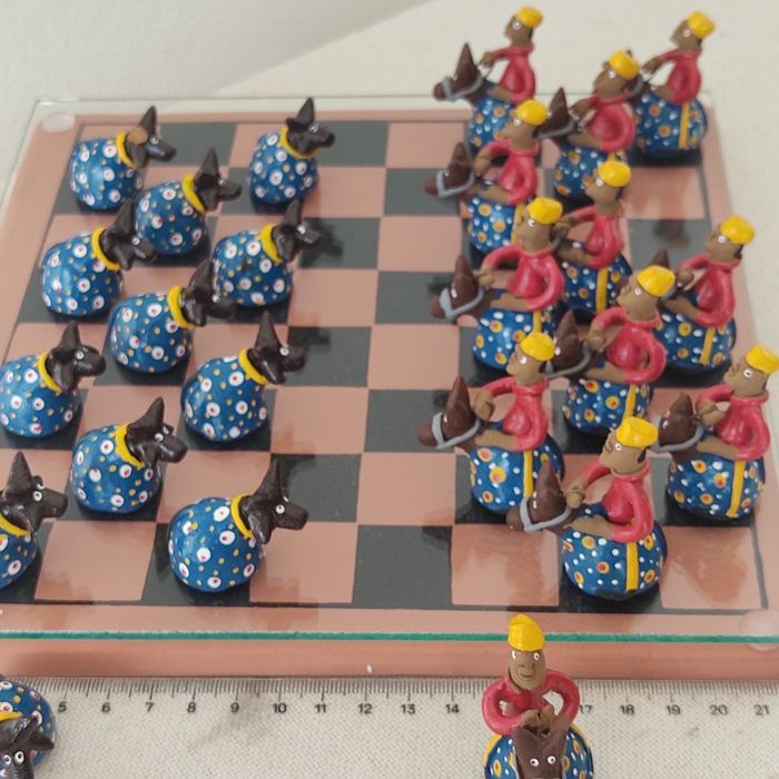 Jogo damas 100% artesanal esculpido e pintado a mão