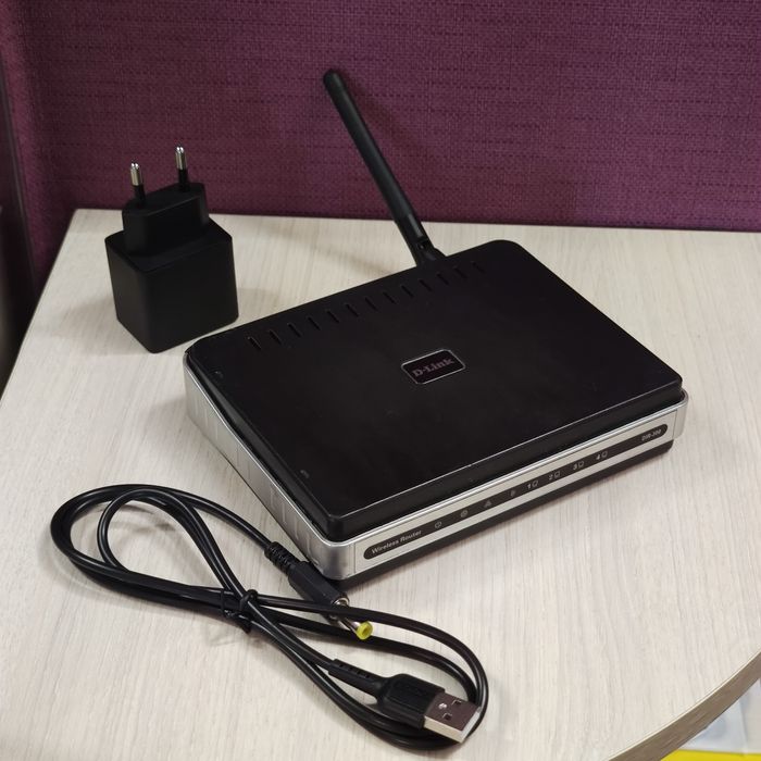 Продам Wi-Fi Роутер D-Link DIR-300+Кабель для живлення  від павербанку