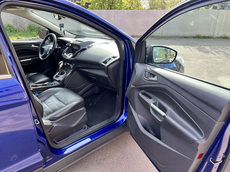 Продам Ford Escape titanium 2.0 газ бензин