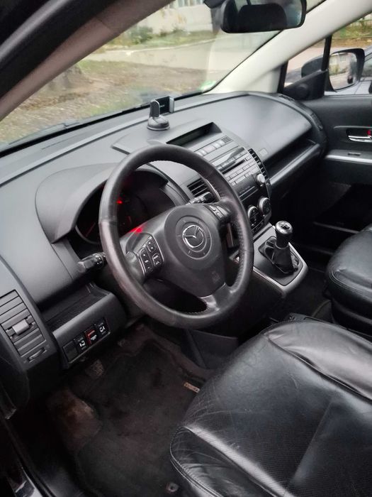 Продам авто mazda 5
