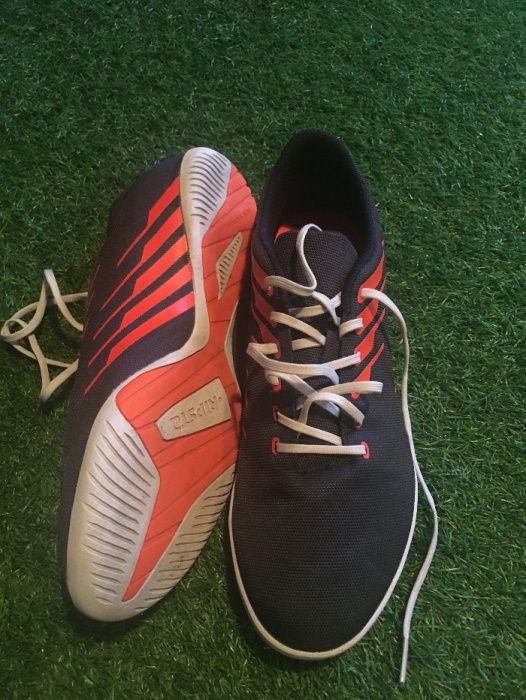 Tenis Decathlon -Futsal