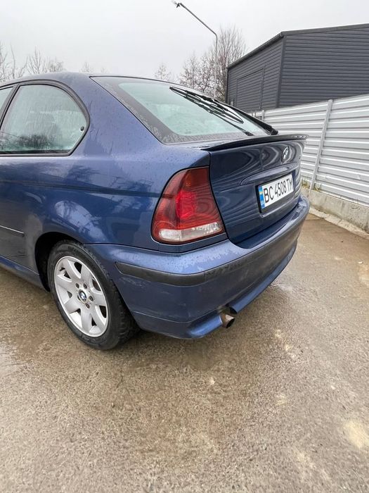 BMW e46 compact 2004