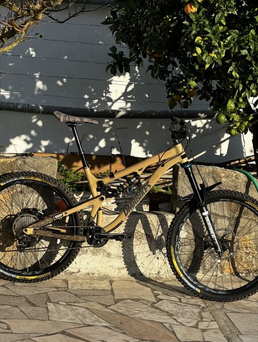 Bicicleta BTT Enduro Montanha DMR Sled