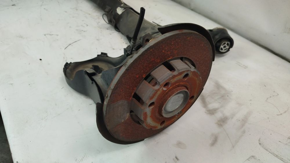 Eixo traseiro discos PEUGEOT 2008 II (U_)