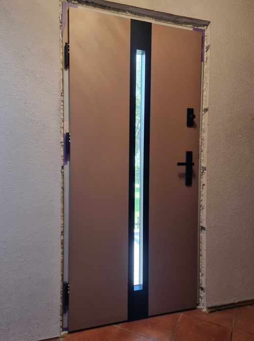 Drzwi WIKĘD OPTIMUM TERMO 76mm wzór 25 z montażem