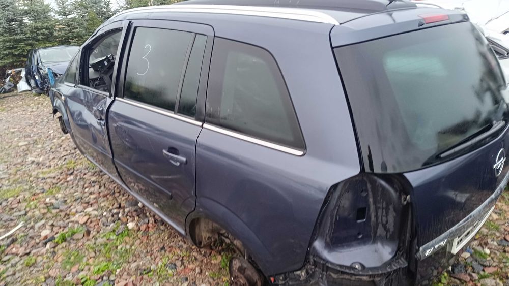 Opel zafira B cała na części