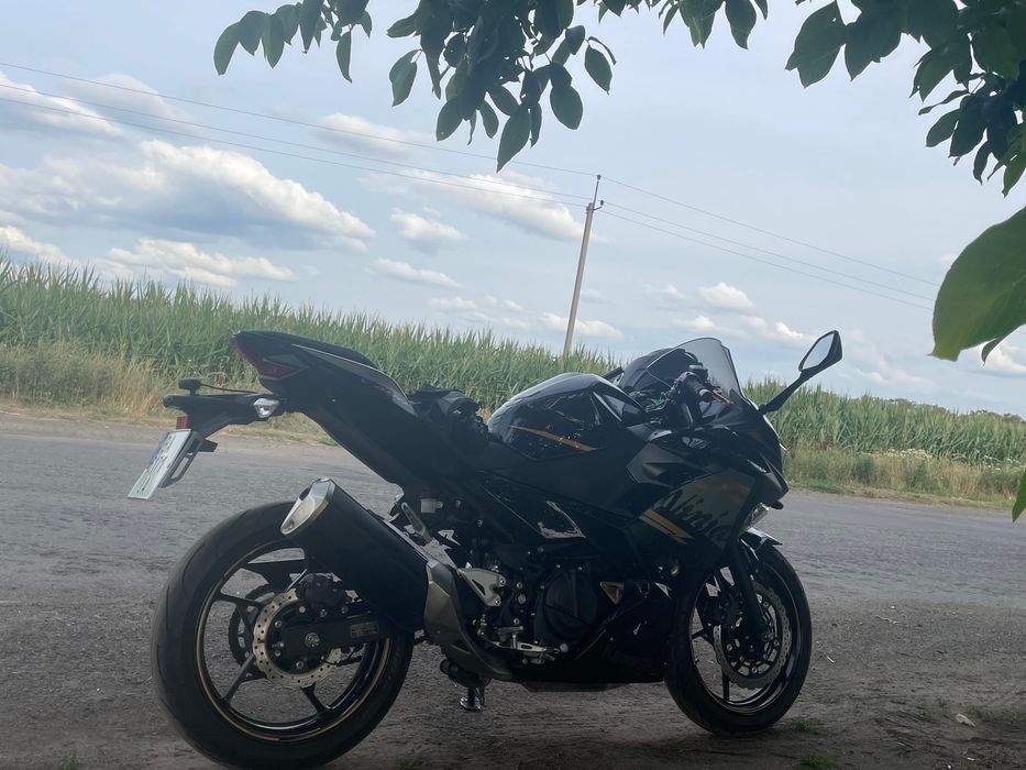 Kawasaki ninja 400