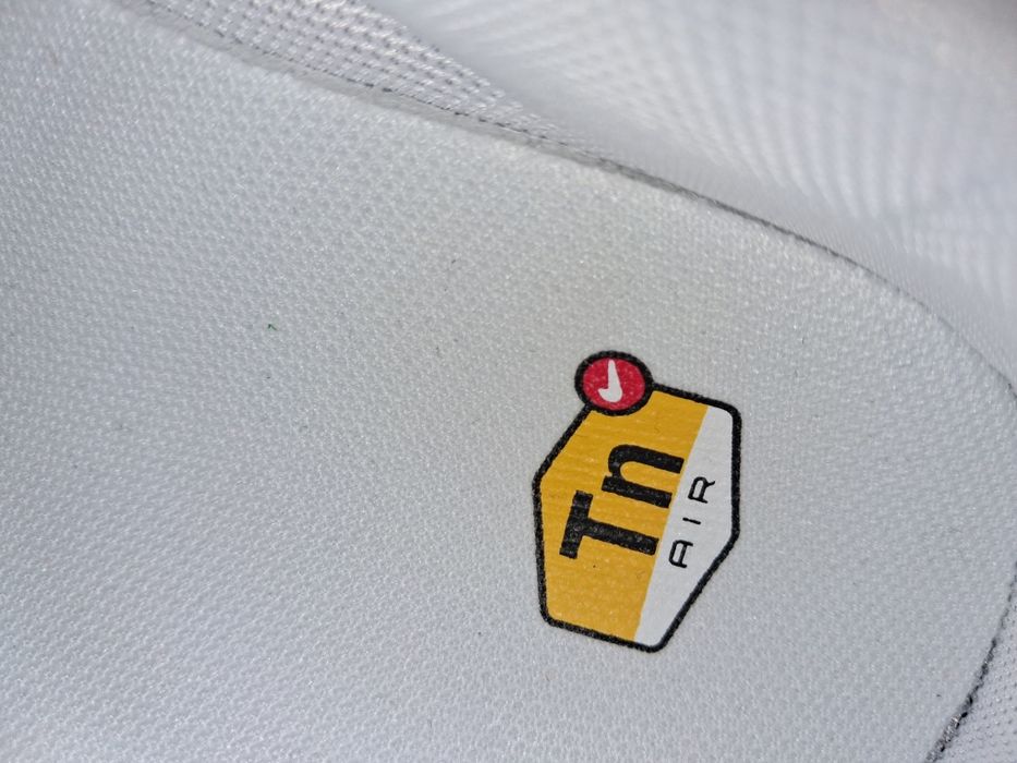 Nike Air Max Tn Branco e Preto