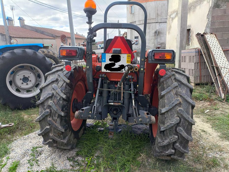Trator Kubota L3130