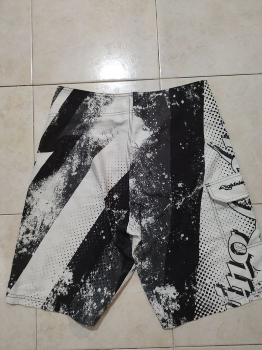 2 pares Calções de praia Lightning Bolt