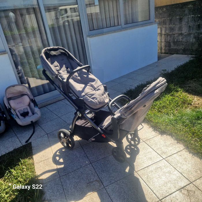 Carinho para gémeos Peg Perego City Grey