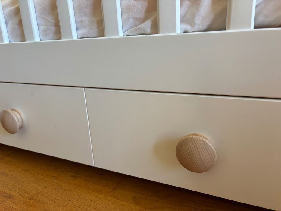 Cama grades + colchão ikéa 75e