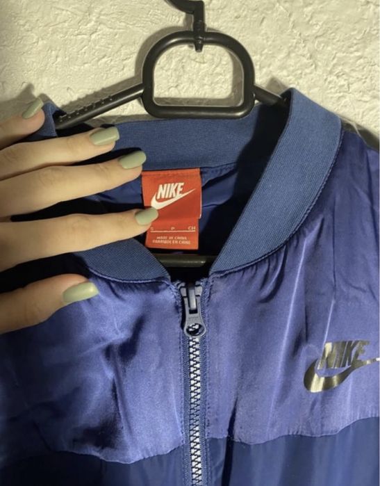 Бомбер nike tech fleece