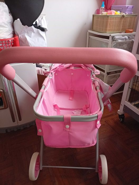 Carrinho de bebe de brincar