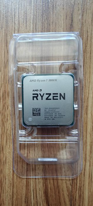 Процесор AMD Ryzen 7 3800x tray