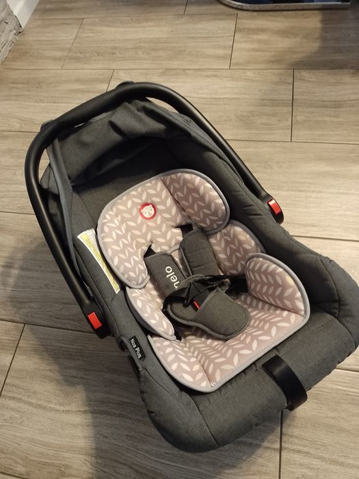 Fotelik- nosidełko 0-13 kg