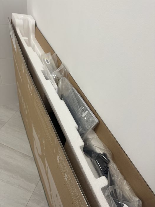 Smart tv hisense 58” QLED / oferta suporte parede