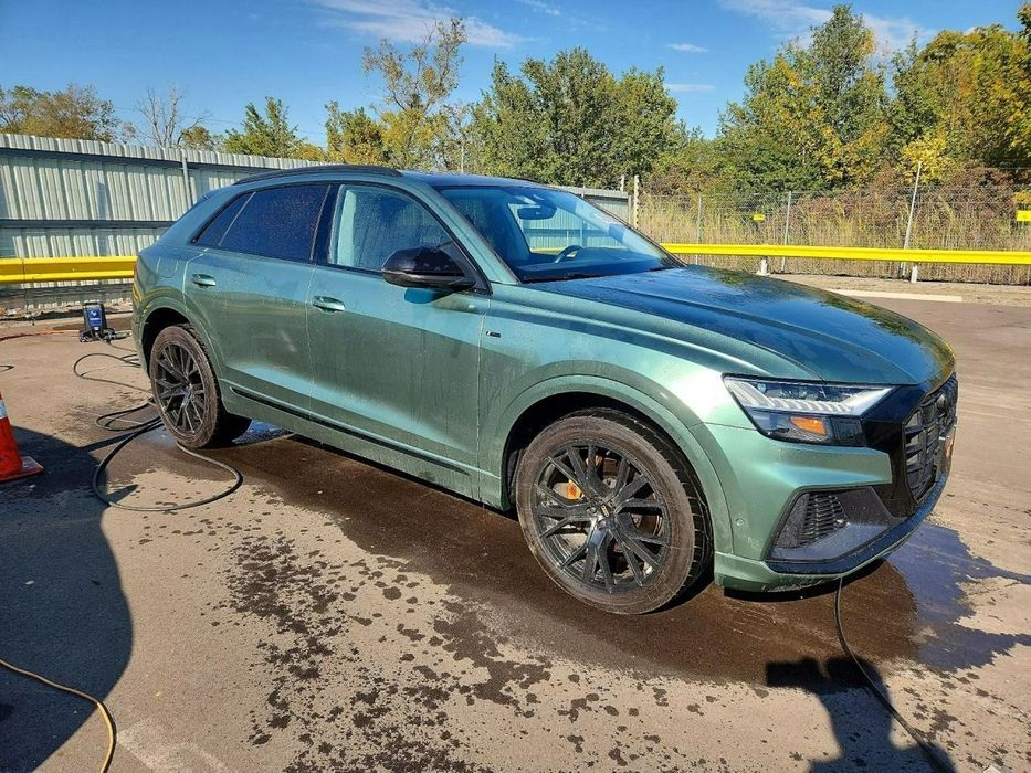Audi Q8