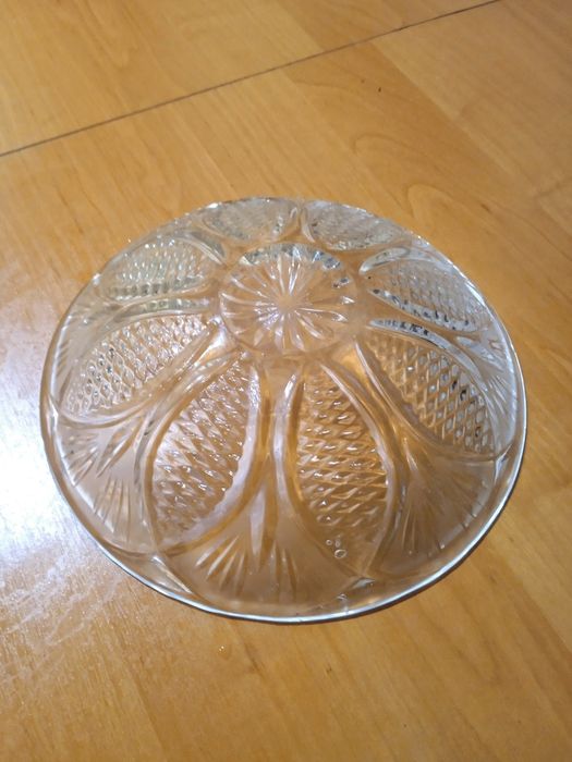 Продам кришталь салатниця