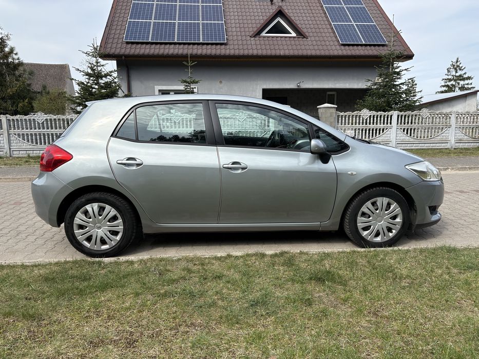 Toyota Auris ! Benzyna ! Automat ! Niski przebieg ! Salon Polska !