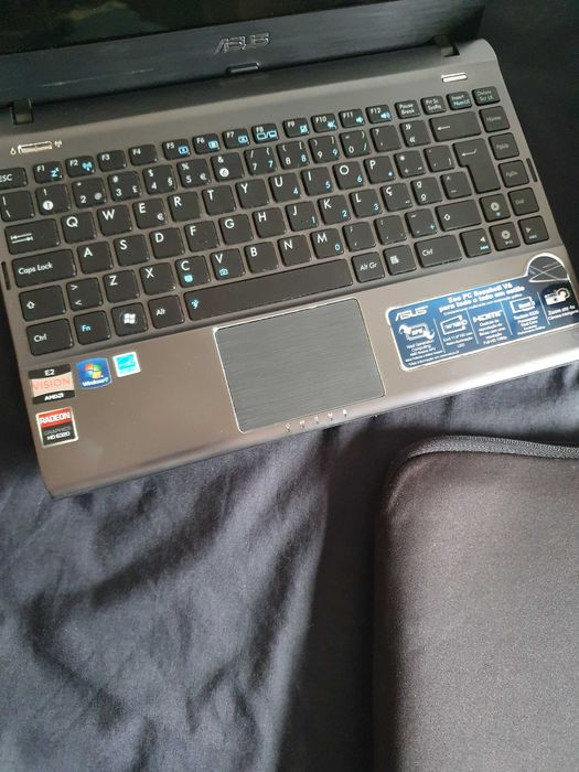 Portátil Asus Eee PC 1225B443512131505377281