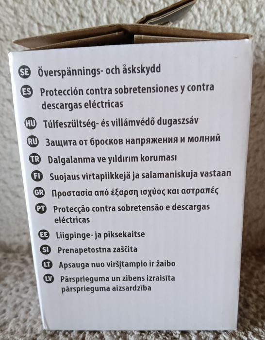 Tomada Com Proteção De Picos De Corrente e Trovoada