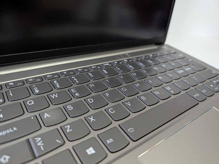 Компактний Lenovo ThinkBook 13s G2/i5-1135G7/8GB/256GB/13.3/FullHD/IPS