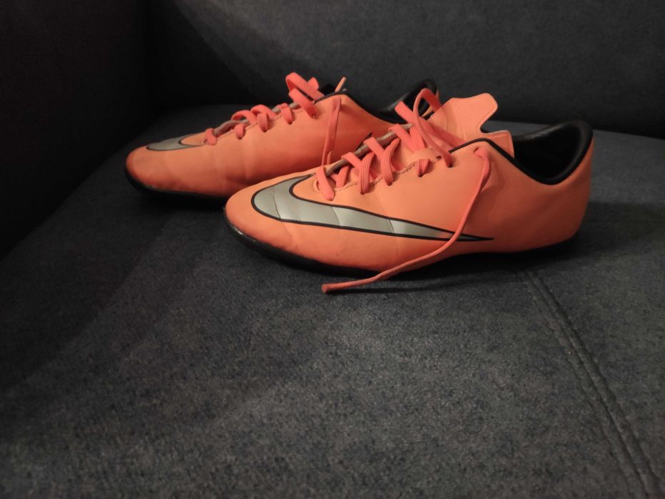 Buty piłkarskie Mercurial 36.5