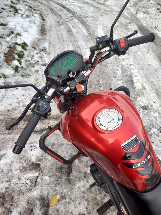 Продам Lifan 200