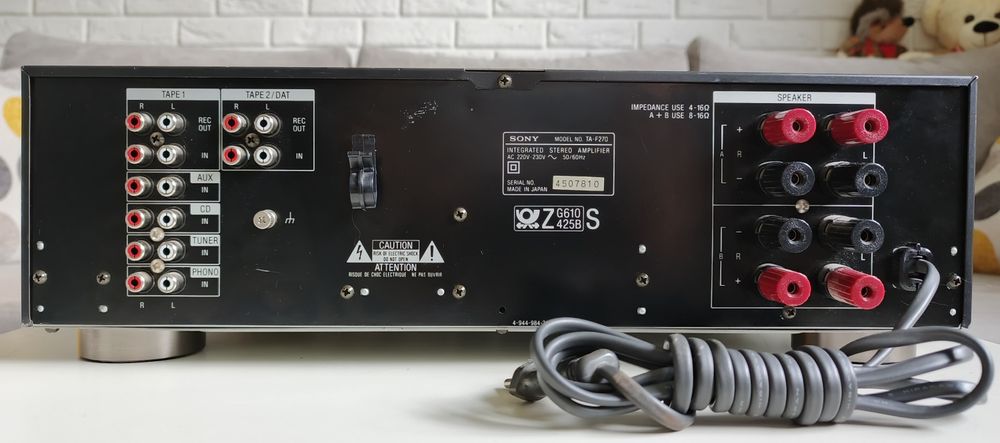 SONY TA-F270 wzmacniacz stereo – klasyka audio.