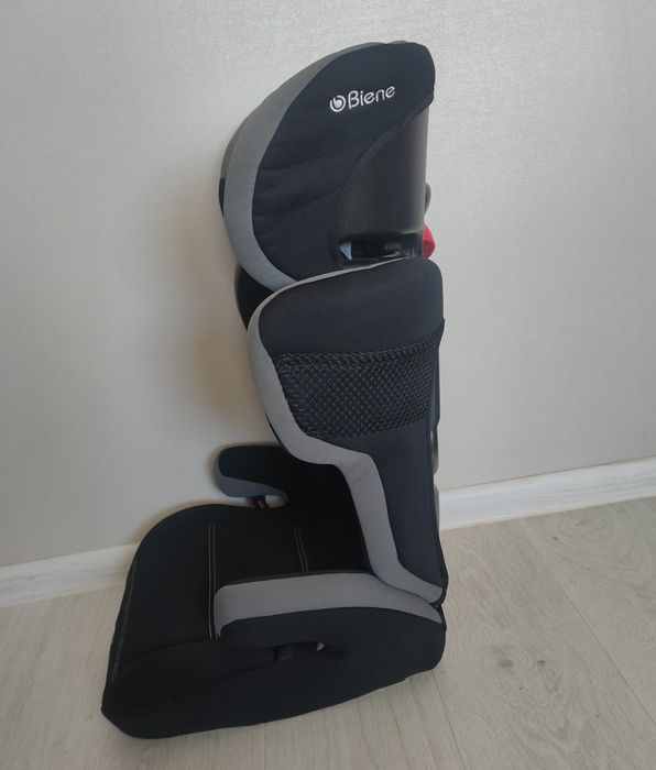 Автокрісло бустер Biene Drive