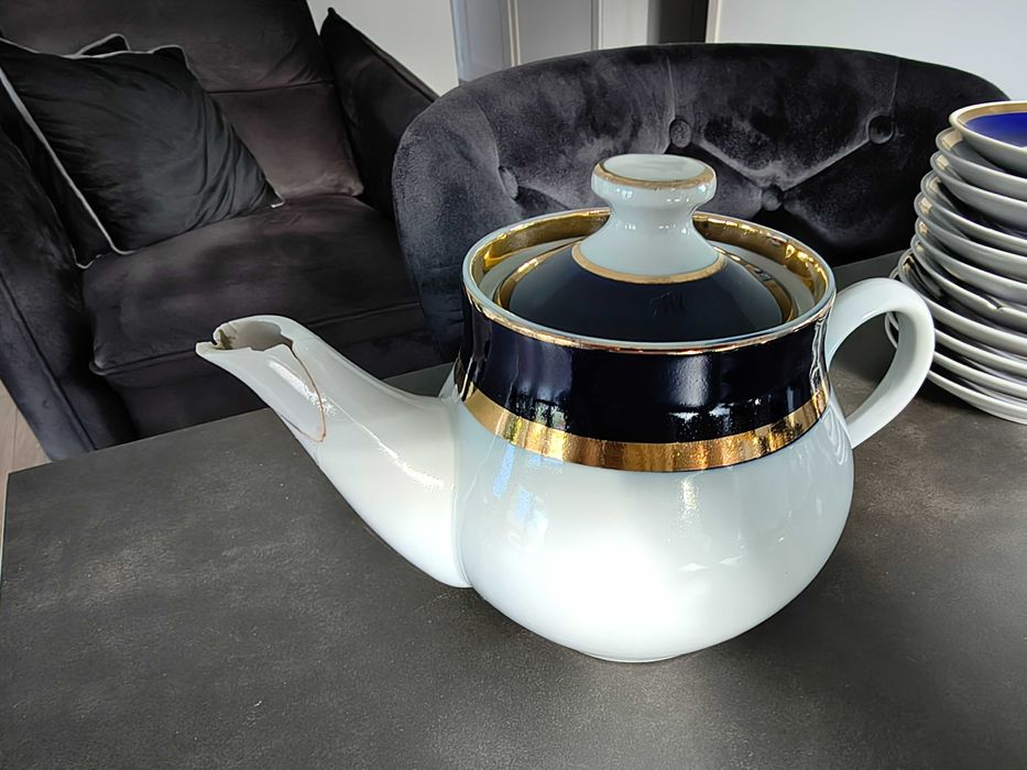 Pozłacana porcelana z PRL-u