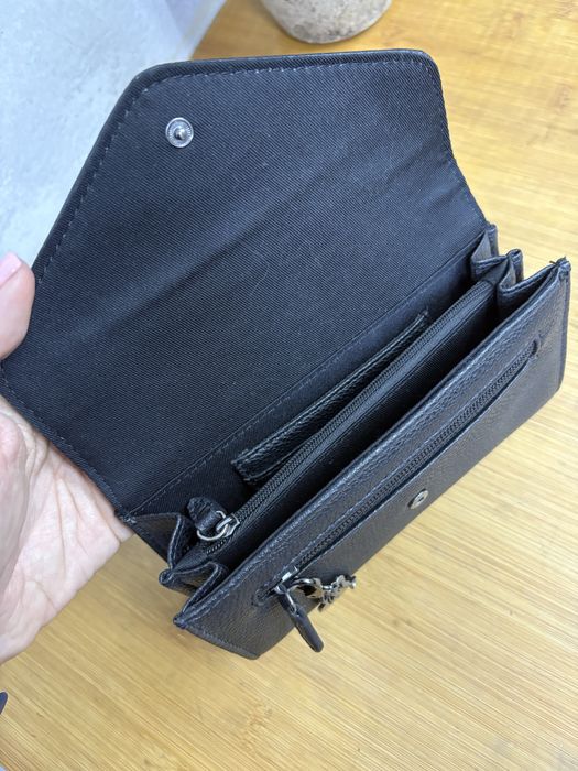 Piekny  portfel Guess