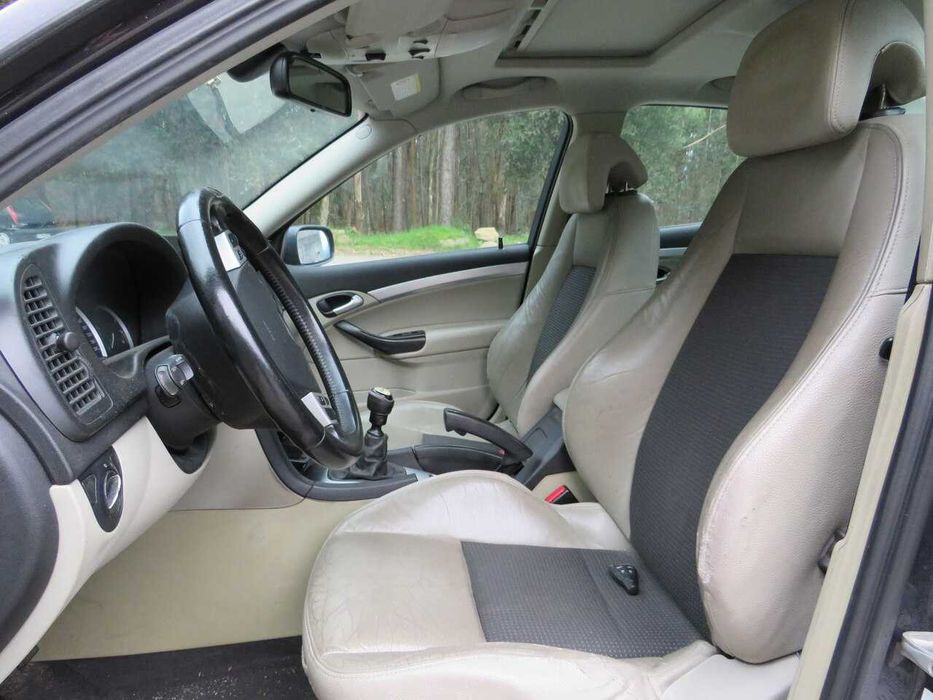 SAAB 9-3 2.2D de 2004 - Peças Usadas
